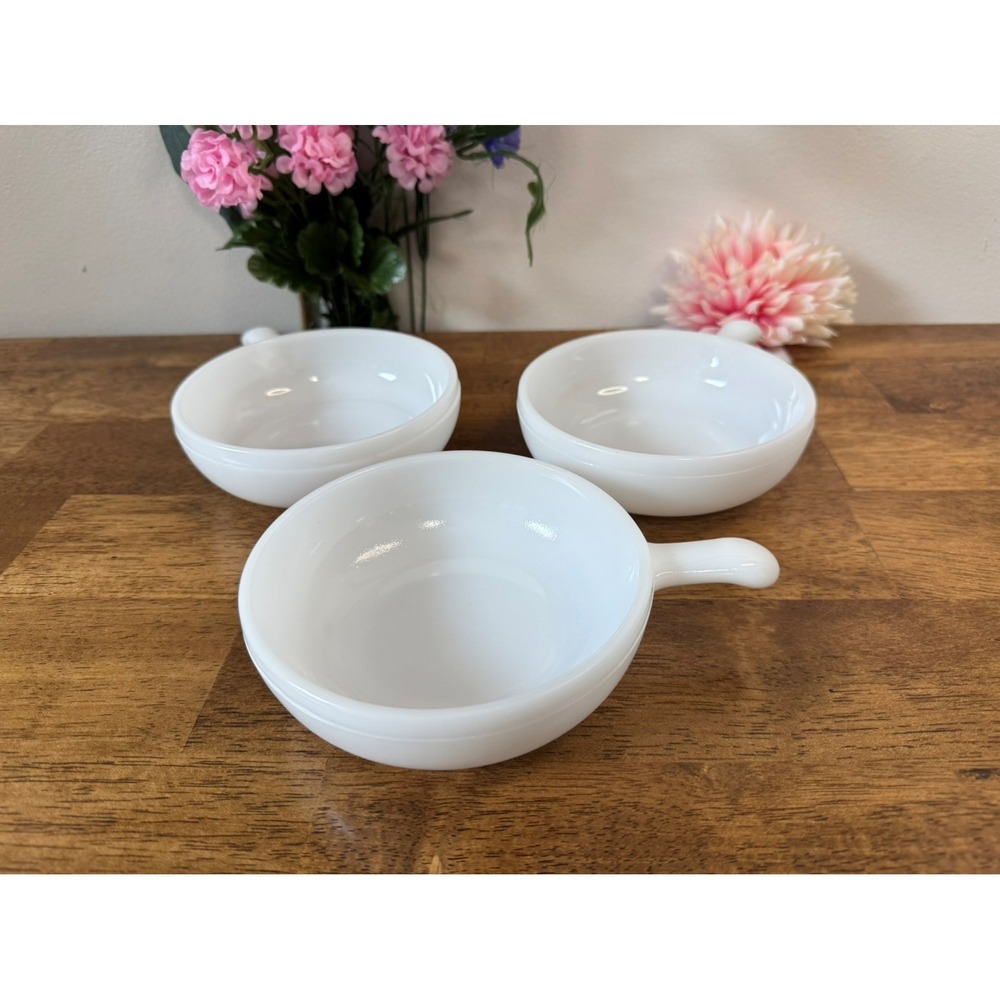 Vintage Milk Glass Soup Bowls with Handles Set of 3‎ White Retro MCM Kitchen